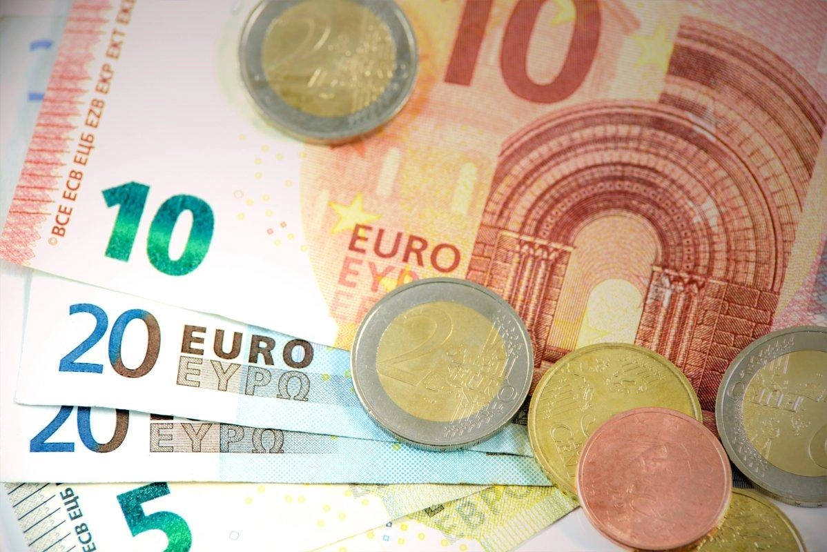 Alimentų nemokantys tėvai įsiskolina ir „Sodrai“