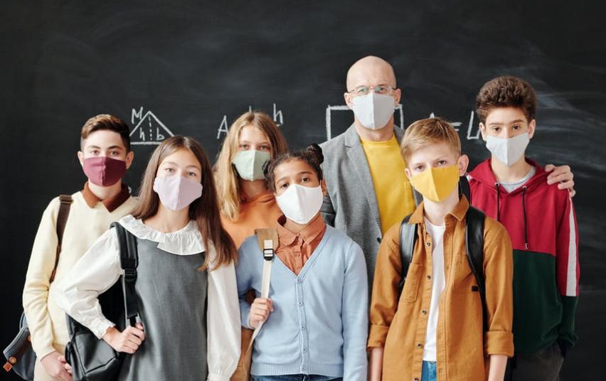 Artėjant mokinių atostogoms – svarbi informacija apie sąlytį turėjusių asmenų izoliaciją