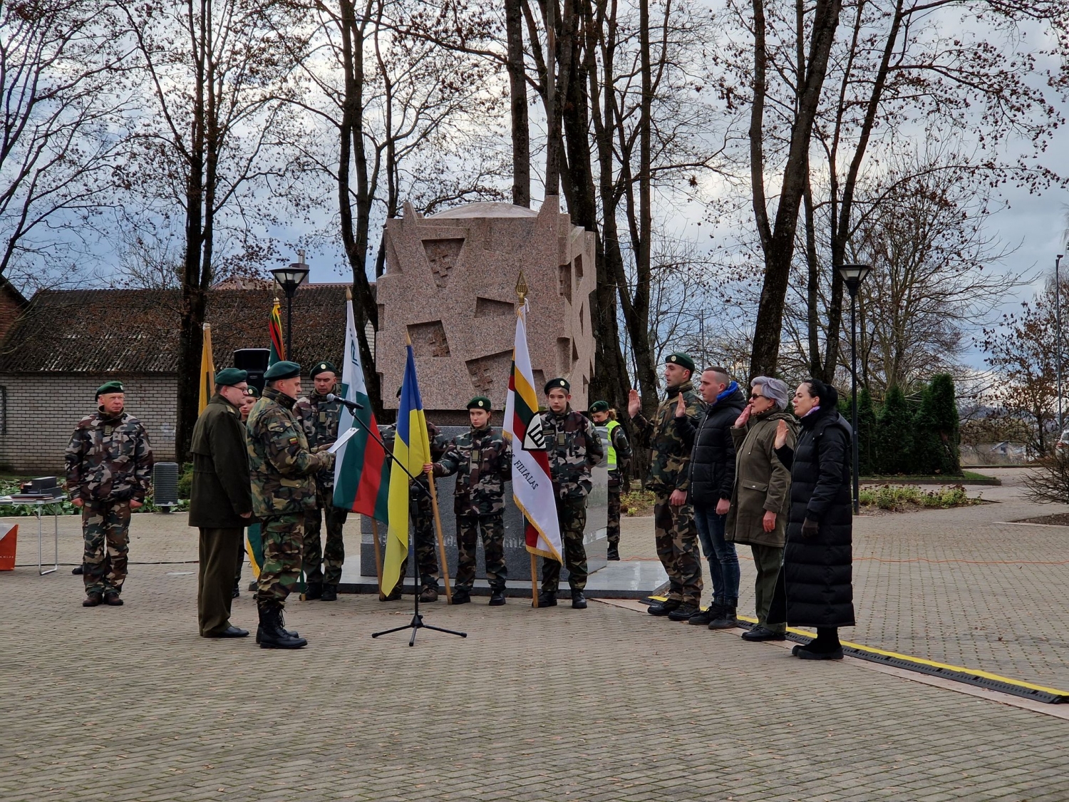 Batakiuose pakartotas žymusis partizanų žygis