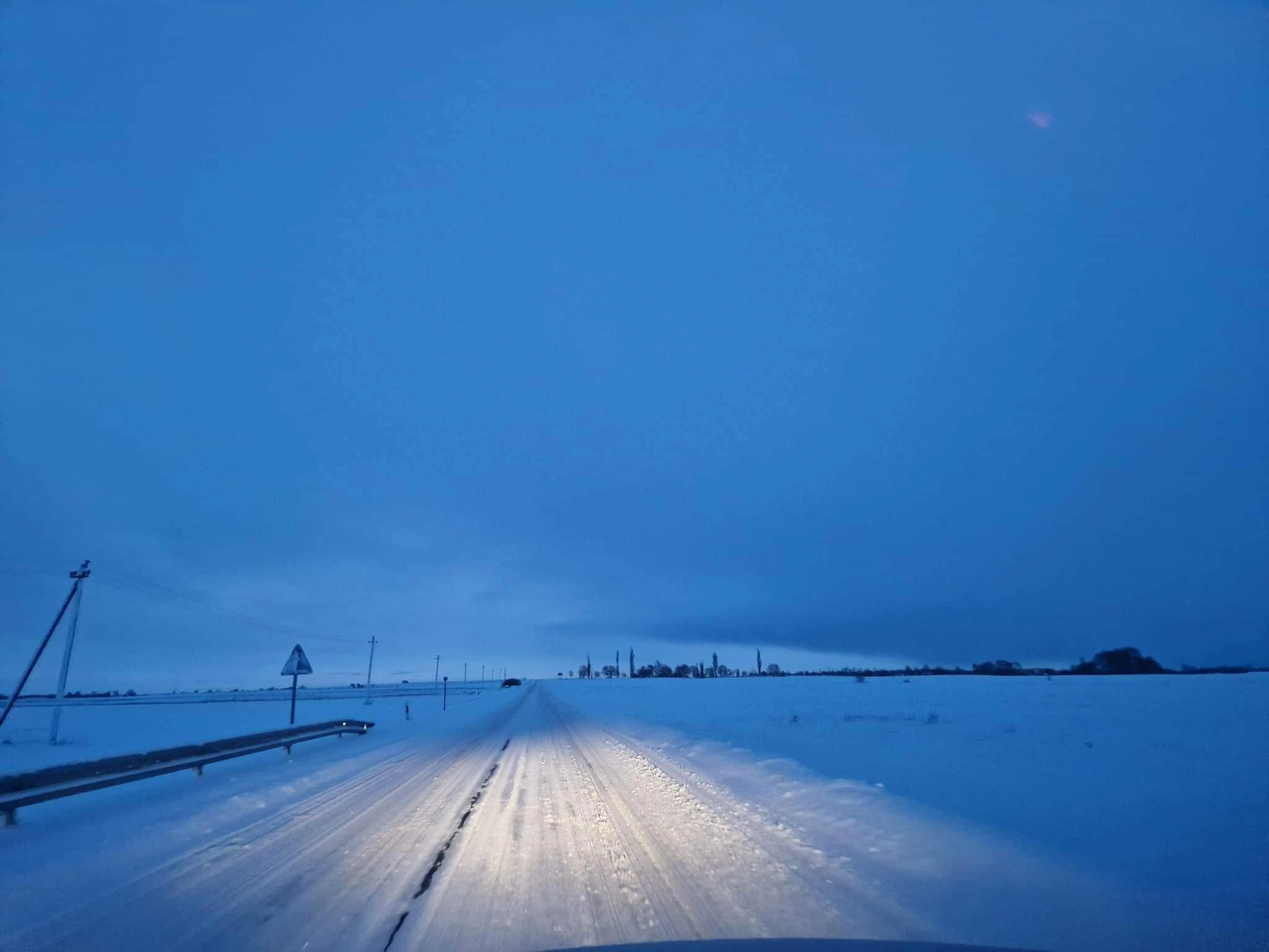Daugelis kelių – provėžoti ir slidūs