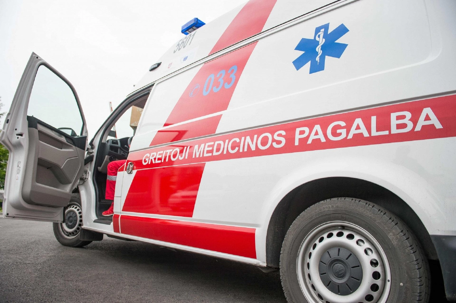 Eismo įvykis Pagėgių savivaldybėje: pranešta apie prispaustą žmogų