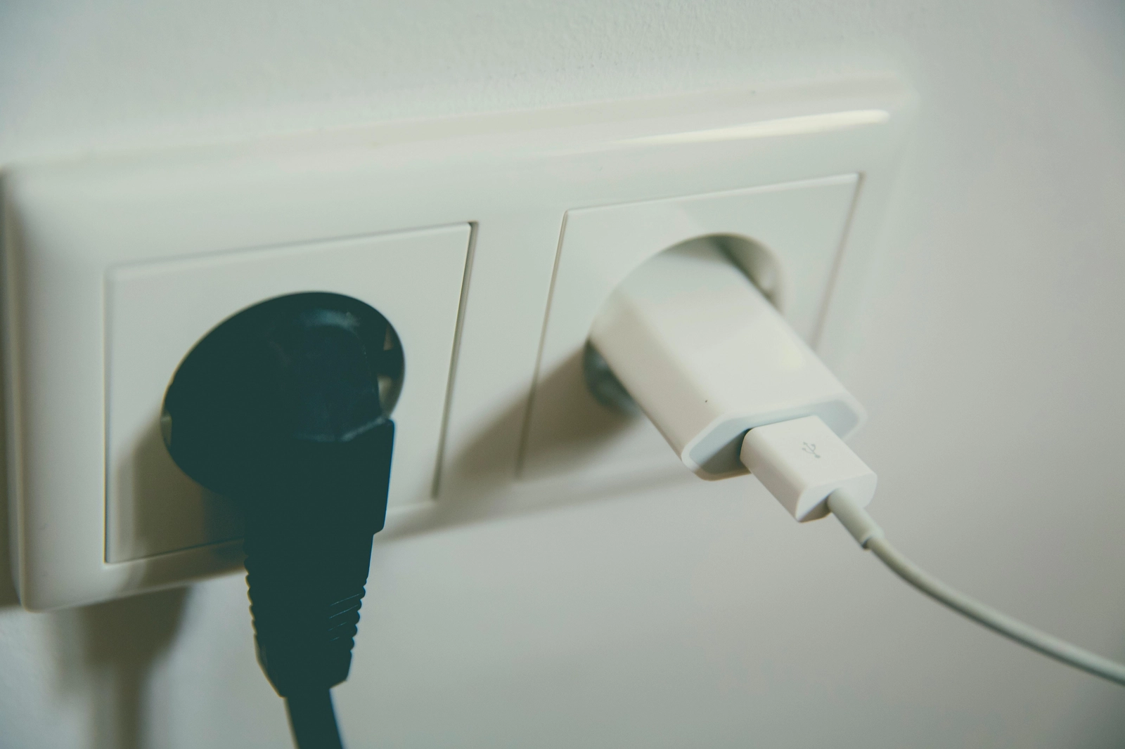 ESO: 6 patarimai, kaip taupyti elektrą tamsiojo sezono metu
