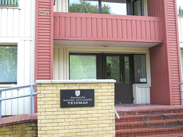 Išsiblaivęs recidyvistas teisme stebėjosi pats savimi