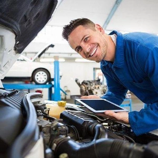 Kaip dažnai reikia keisti tepalus automobiliui?