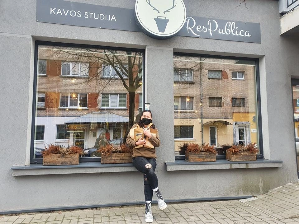 Kavos studijoje „ResPublica“ vėl kvepia kava