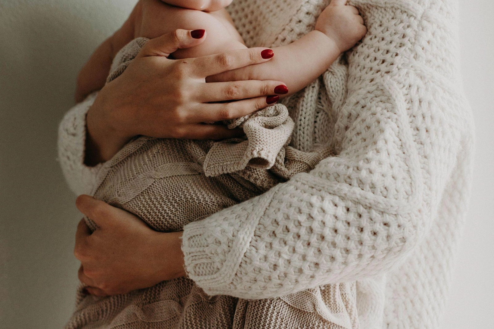Motinystės kaina – mažesnės pajamos visą gyvenimą
