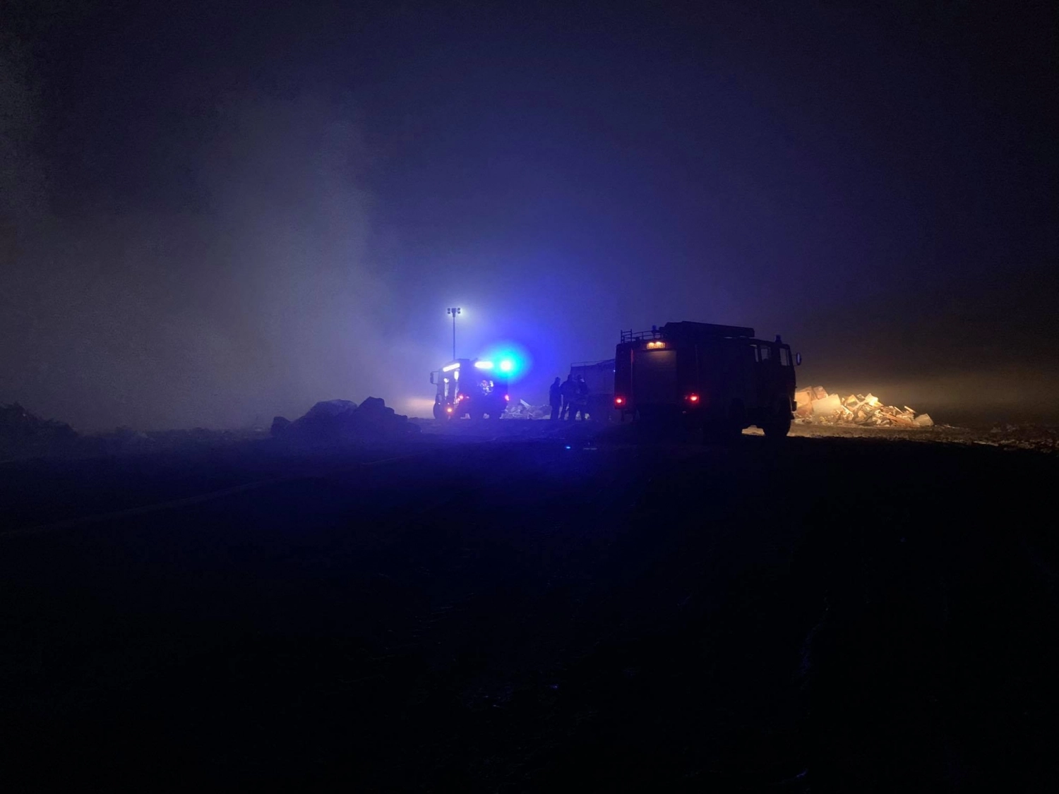 Naktį Kaupių sąvartyne kilo gaisras
