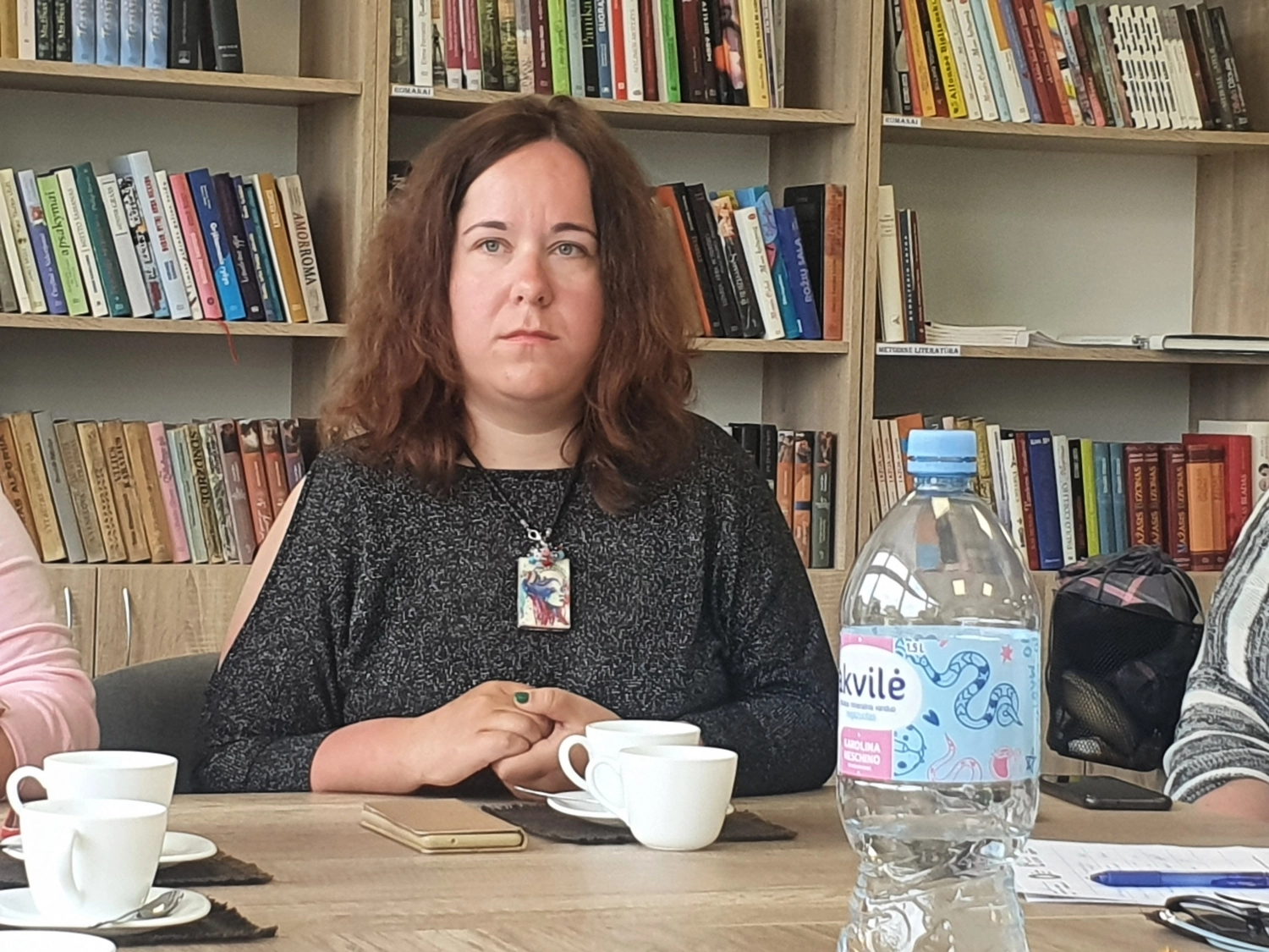 Neįgaliuosius stulbina noras juos nešioti