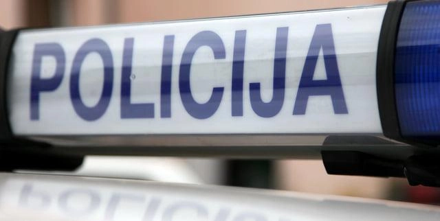Nepilnametis mopedu partrenkė pėsčiąją