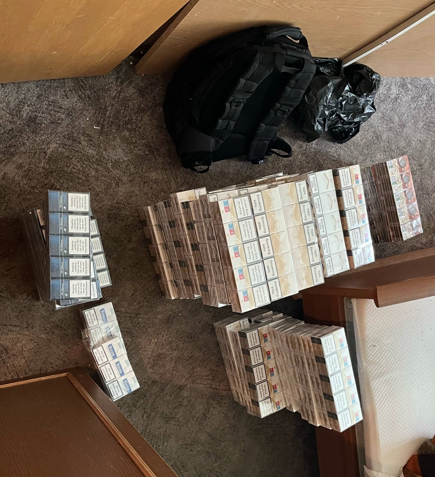 Pakartotinė krata atskleidė nelegalią prekybą kontrabandinėmis cigaretėmis Klaipėdoje