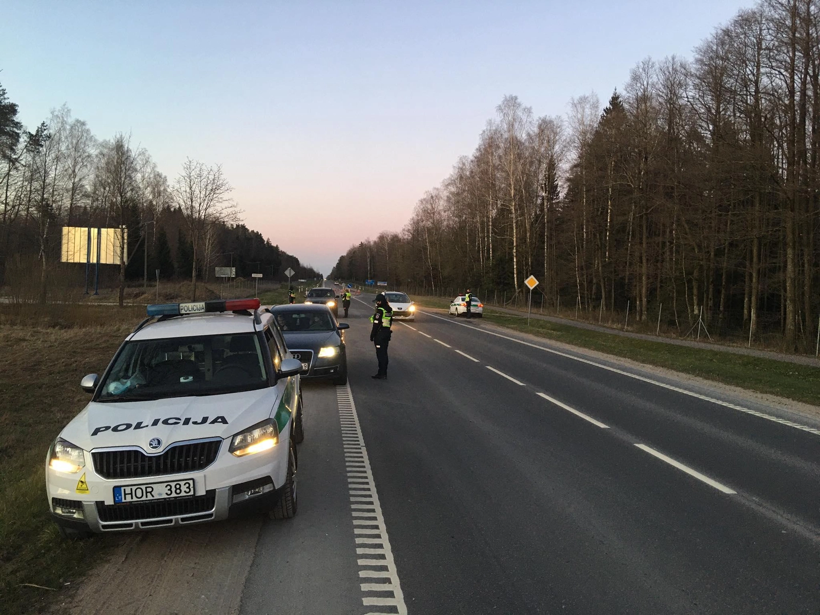 Patikros punktuose teks pateikti dokumentus