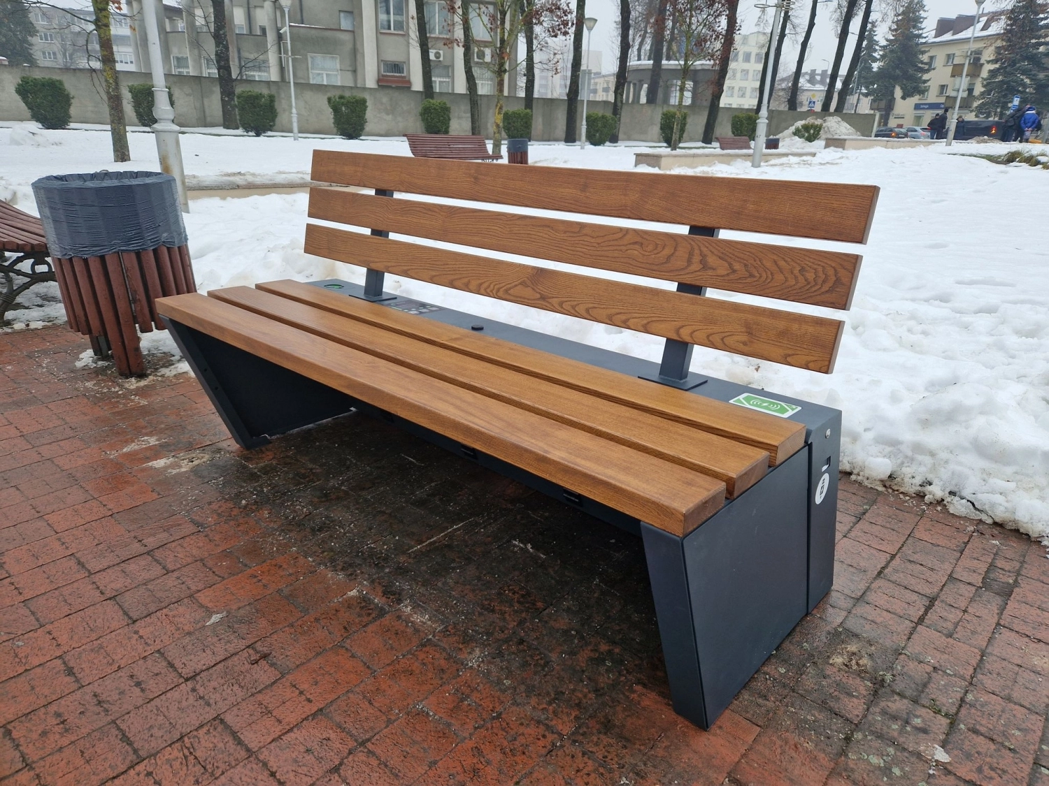 Pilies aikštėje – išmanusis suoliukas