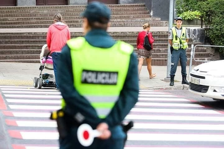 Policija paskelbė rugsėjo reidų grafiką – tikrins ne tik vairuotojus 
