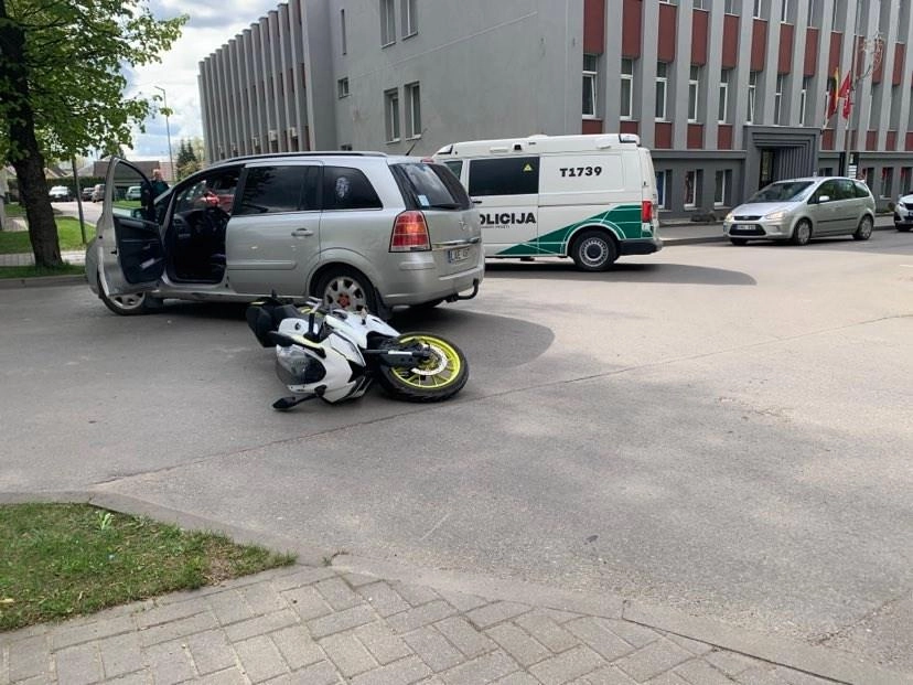 Pora savaičių po avarijos pranešta apie pradėtą tyrimą