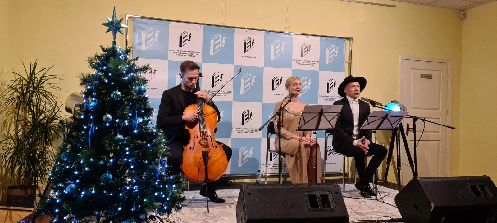 Prieš Kalėdas – tradicinė padėka bičiuliams