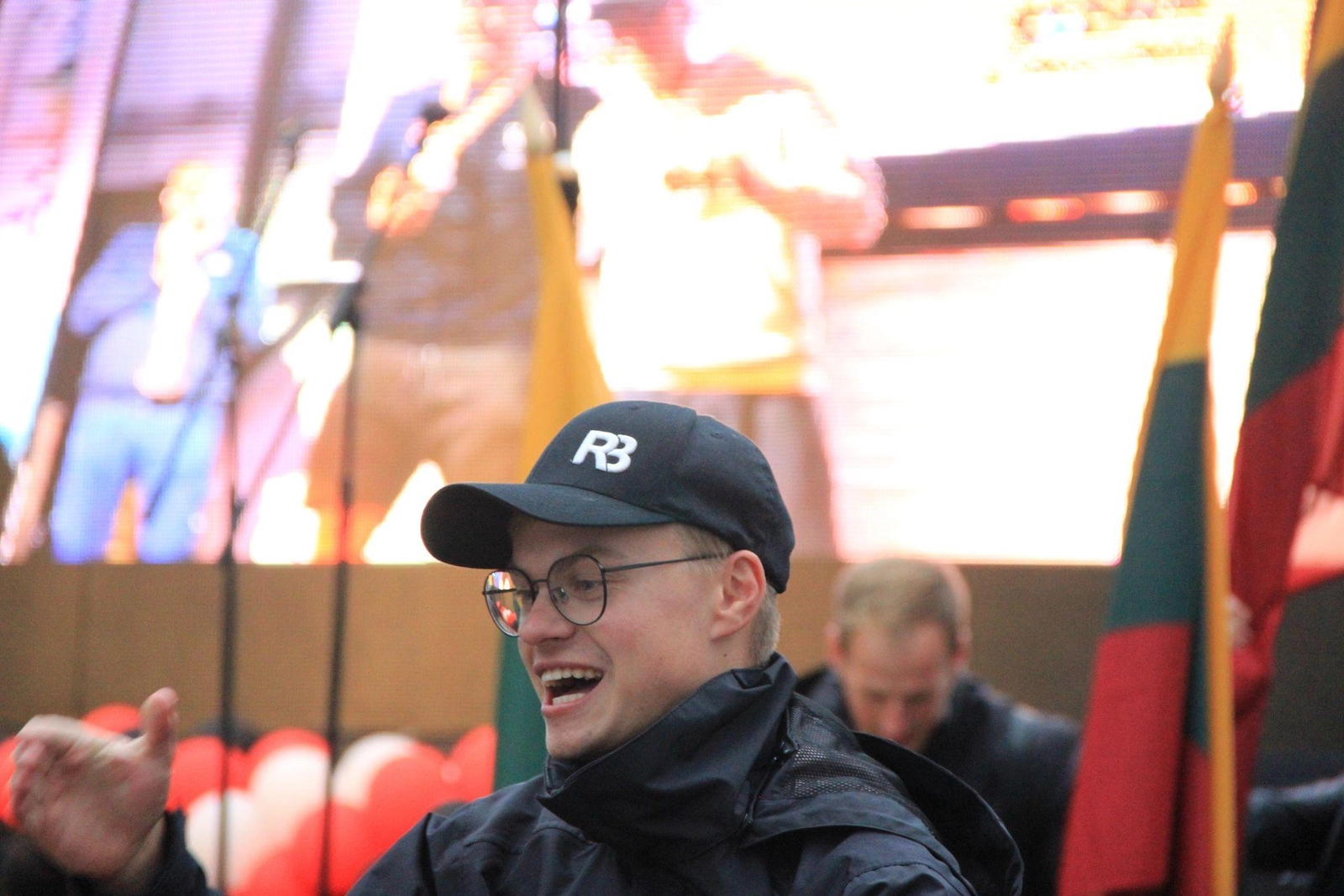 Roką Baciušką siūloma apdovanoti garbės ženklu