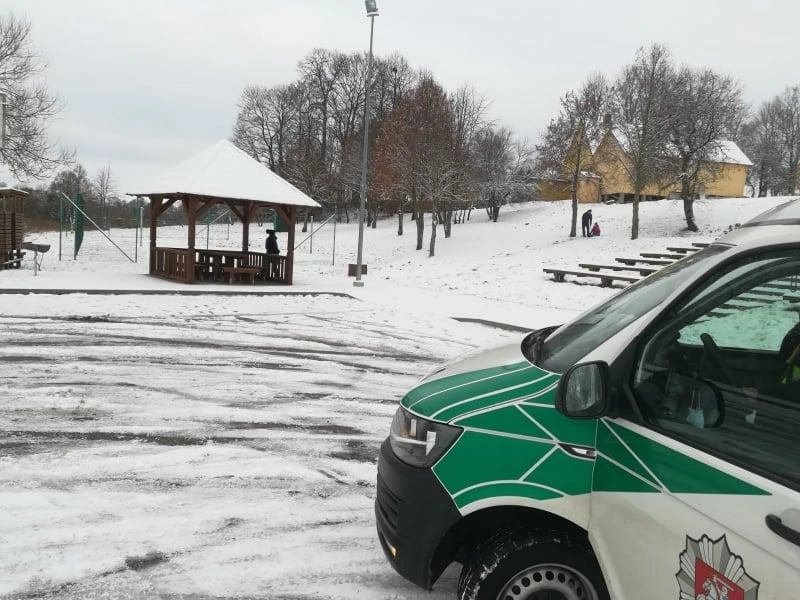 Savaitgalį policija kontroliuos judėjimą tarp savivaldybi
