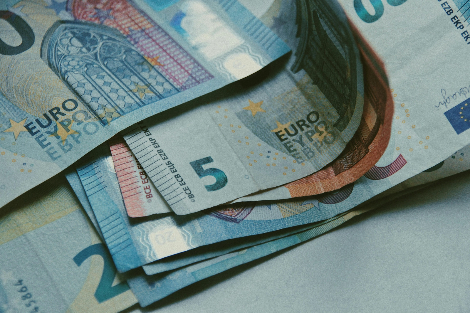 Seimas įteisino naują GPM tarifą, atskirą apmokestinimą ūkininkams, papildomą NPD