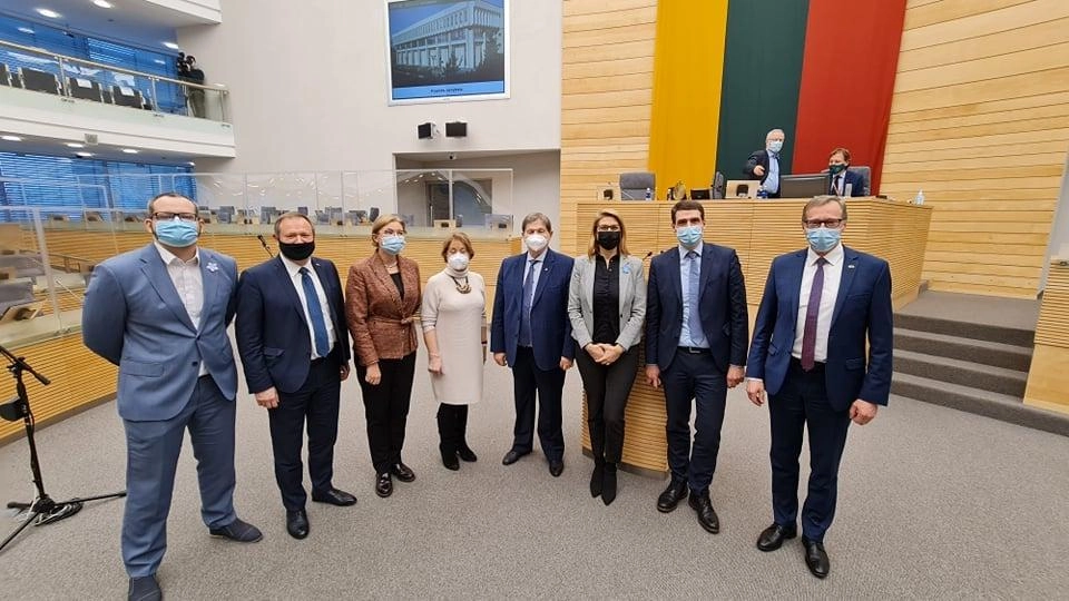 Seime susibūrė Tauragės regiono bičiulių grupė