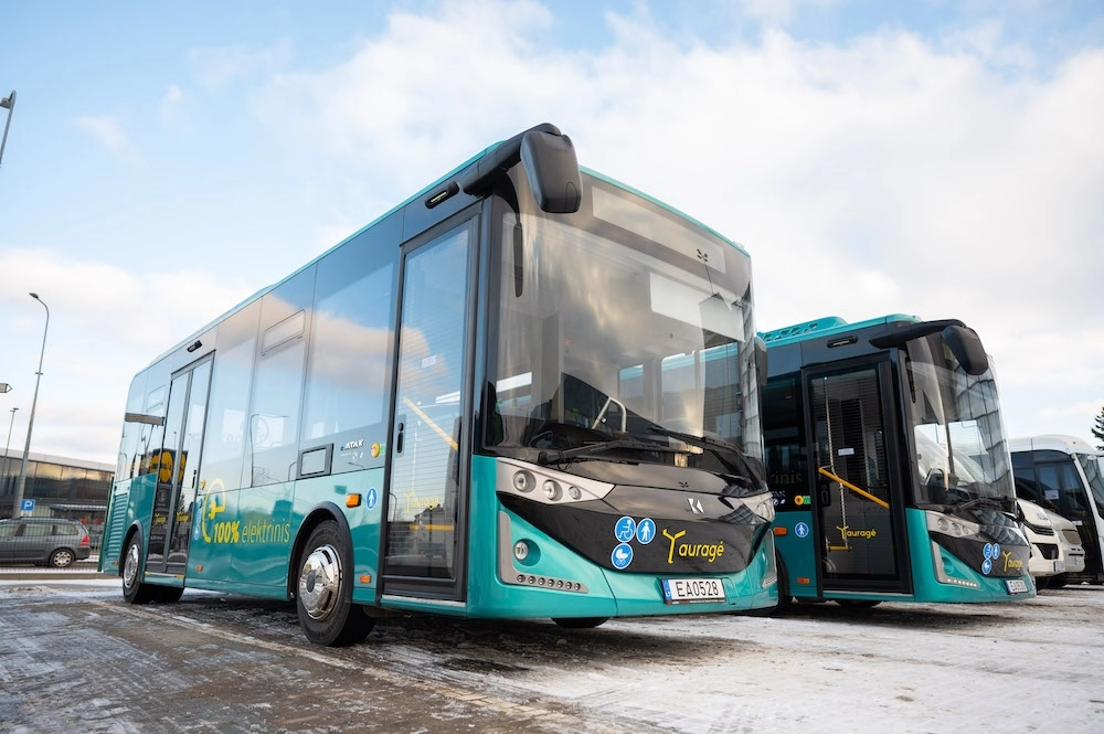 Tauragę pasiekė dar 2 elektrobusai, kursuosiantys naujais maršrutais