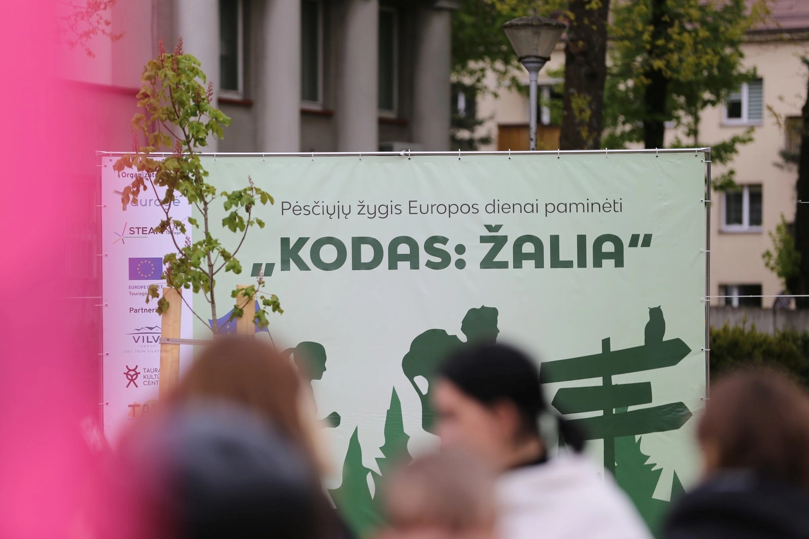 Tauragėje šurmuliavo pėsčiųjų žygis „KODAS: ŽALIA“