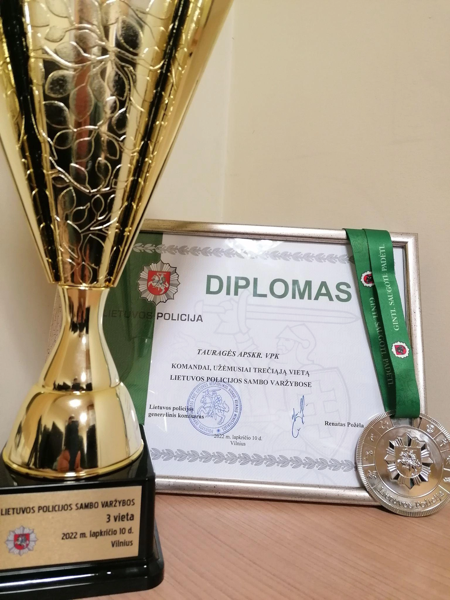 Tauragės apskrities pareigūnai pasižymėjo sambo čempionate