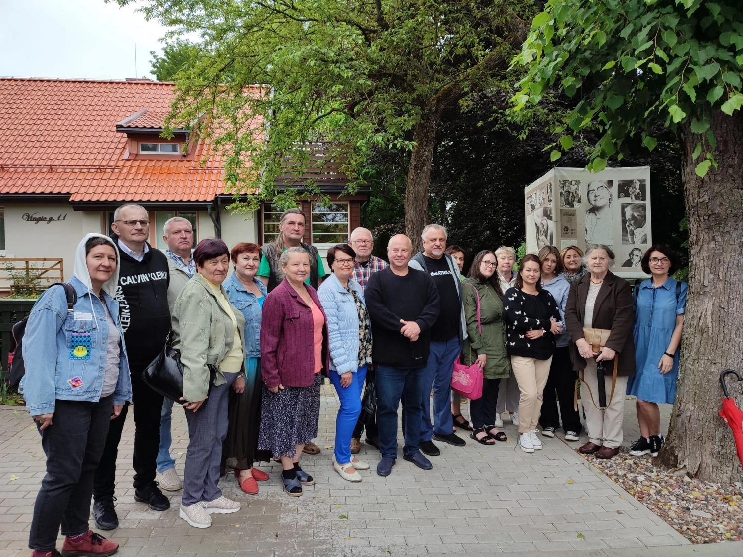 Tauragės literatai keliavo I. Simonaitytės gimtinės takais