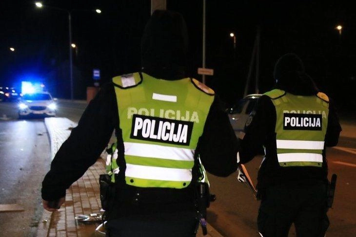 Už Stoties gatvėje įvykdytą apiplėšimą užpuolikams gali tekti sėsti už grotų
