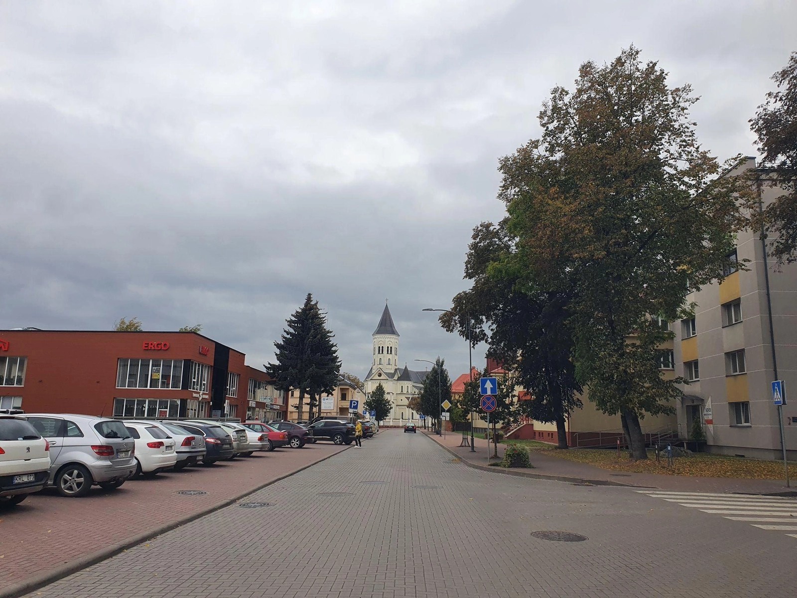 Verslas sunerimęs: Bažnyčių gatvėje ribos eismą?