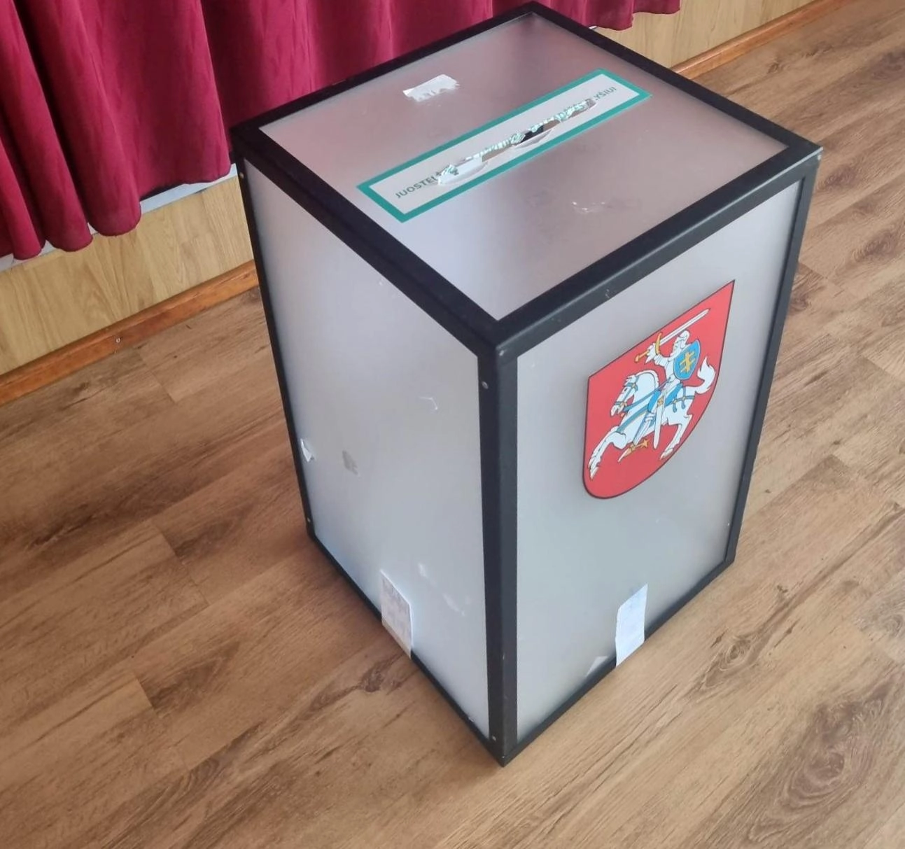 VRK ragina gerbti rinkėjų pageidavimą negauti politinės reklamos