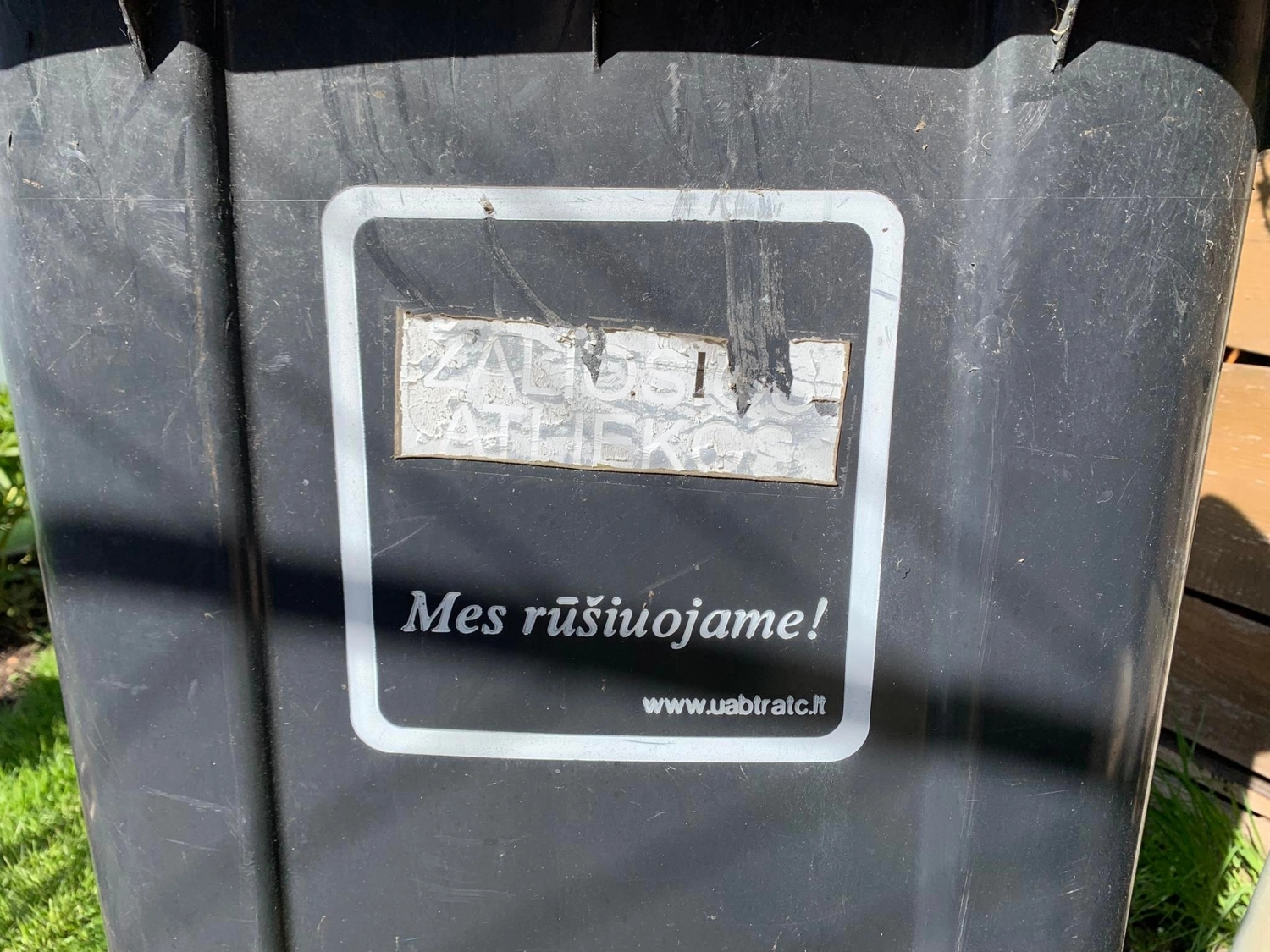 Žaliųjų atliekų išvežimas įskaičiuotas į bazinį konteinerių skaičių