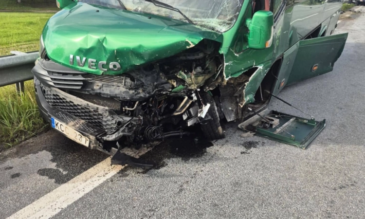 Į avariją pateko Tauragės autobusų parko autobusas