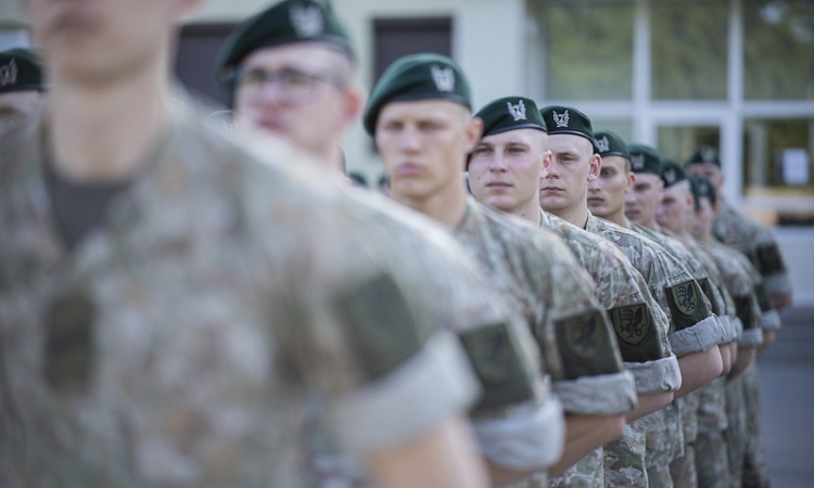 Jaunuolių susidomėjimas savanoriška tarnyba Lietuvos kariuomenėje šovė į aukštumas