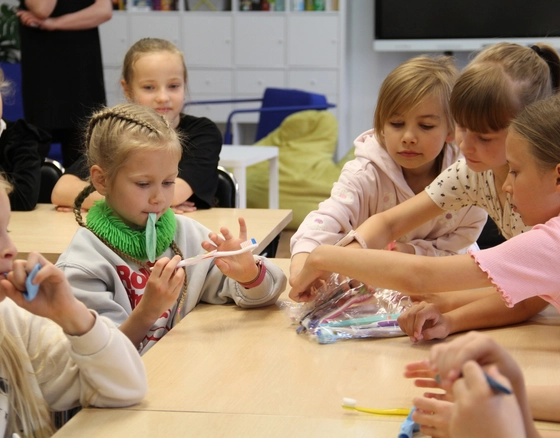 Įvyko jau penktoji bibliotekos organizuojama vaikų vasaros stovykla „Pozityvumo tiltas“