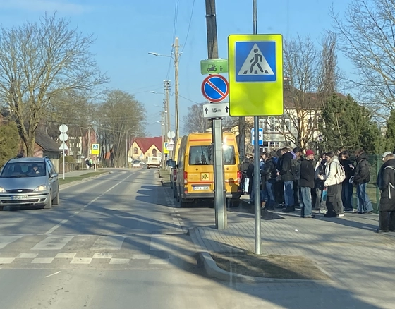 Reportažas iš maršrutinio autobuso: vaikams paerzinti vairuotoją – malonumas