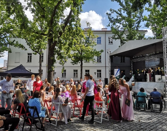 Sparnus išskleidė XX „Versmės“ gimnazijos laida