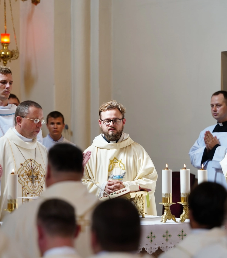 Keisis Tauragės Švč. Trejybės parapijos vikarai
