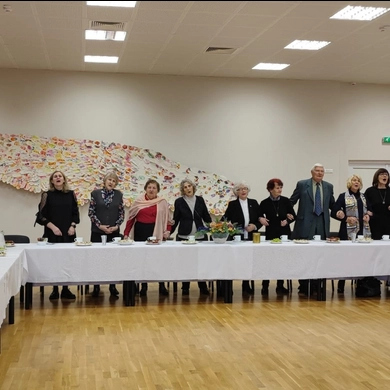 ,,Šaltinyje“ – trijų mokytojų kartų susitikimas