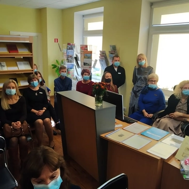 Biblioteka švenčia devyniasdešimtmetį