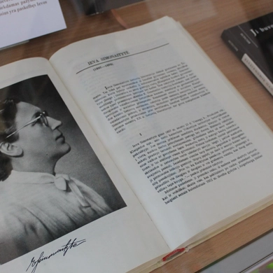Bibliotekoje – paroda, skirta Mažosios Lietuvos metraštininkei Ievai Simonaitytei