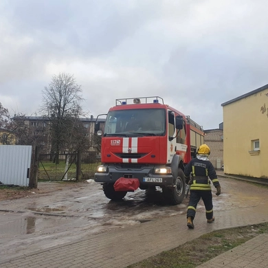 Dingęs vyras rastas bute Tauragėje, buvo iškeltas iš balkono