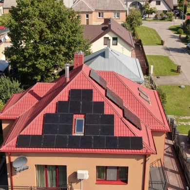 Geriausias laikas įsirengti saulės elektrinę – dabar