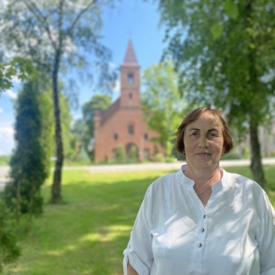 Globos namų darbuotojų džiaugsmas: senukus lankantys artimieji