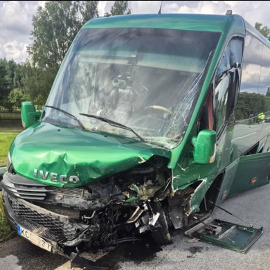Į avariją pateko Tauragės autobusų parko autobusas