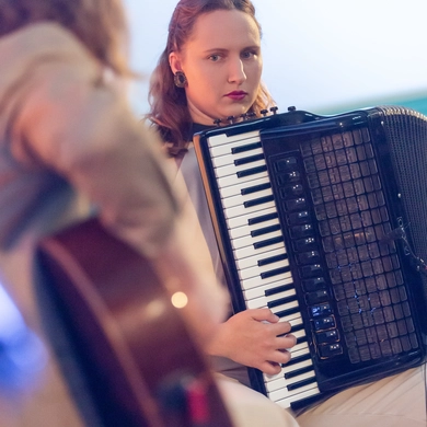 Į geležinkelio stotį susirinkę tauragiškiai leidosi į muzikinę kelionę