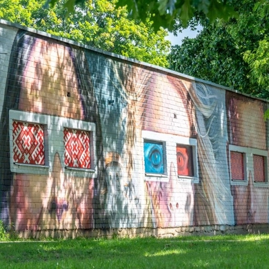 Konkursą „Tauragė Street Art 2023“ laimėjęs grafitis papuošė miesto erdvę
