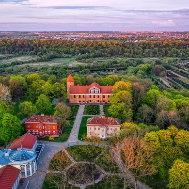 Naujausias kultūros kelias Lietuvoje supažindins su dvarų ir pilių paveldu