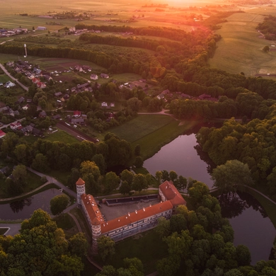 Naujausias kultūros kelias Lietuvoje supažindins su dvarų ir pilių paveldu