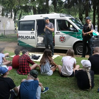 Pareigūnai ragina mokyti vaikus neatkreipti ilgapirščių dėmesio