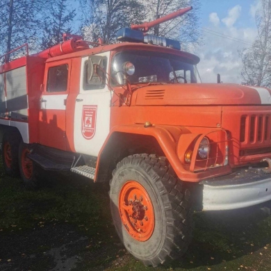 Penkiasdešimtmetę Kęsčių ugniagesių autocisterną pakeitė naujas, vokiškas MAN